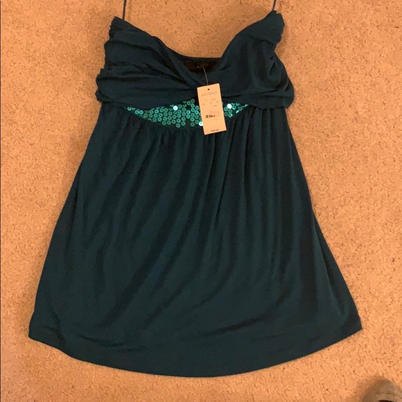 Strapless Party Shirt - Picture 2 of 3